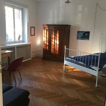 Ferienwohnung Freiburg Herdern Ruang foto